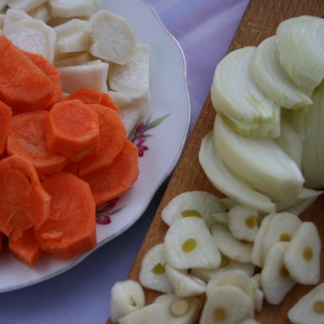 Krok 3 - Gulasz z piekarnika z kurczakiem fasolą i dynią foto