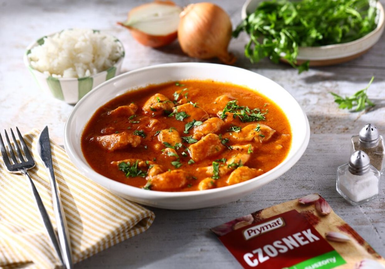 Gulasz z piersi kurczaka foto
