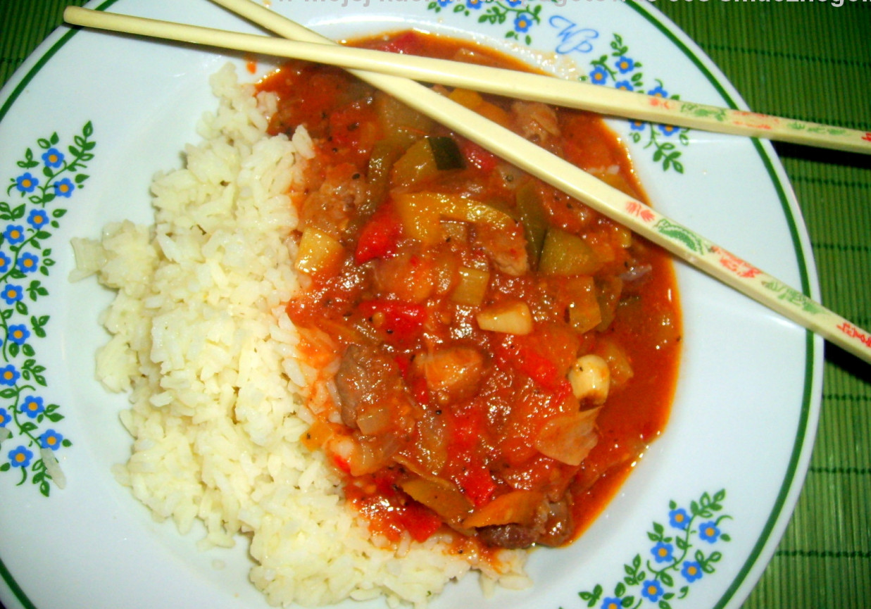 gulasz z ryżem curry... foto