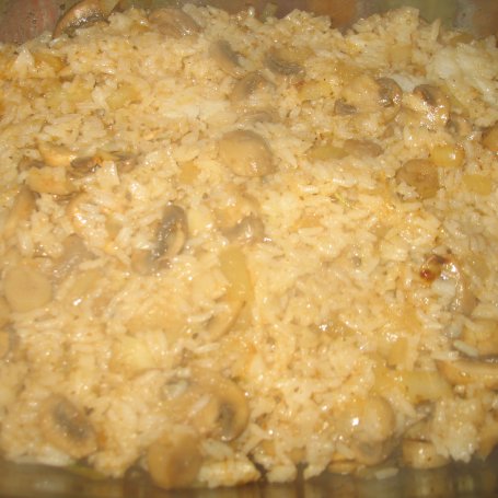 Krok 4 - Gyrosowy kurczak z ryżem, pieczarkami i papryką foto