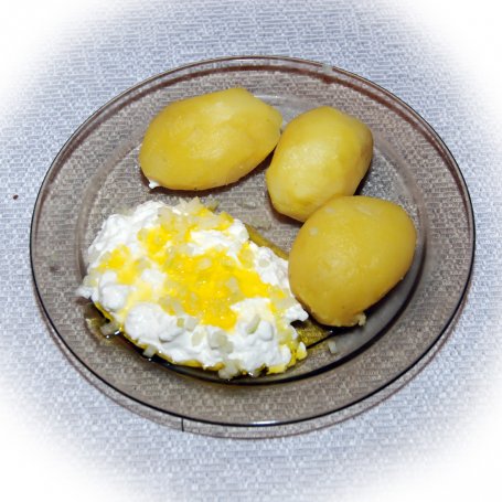 Krok 4 - Gzika z ziemniakami i olejem lnianym foto