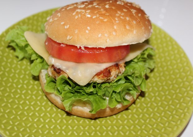 Fotografia przedstawiająca Hamburger drobiowy
