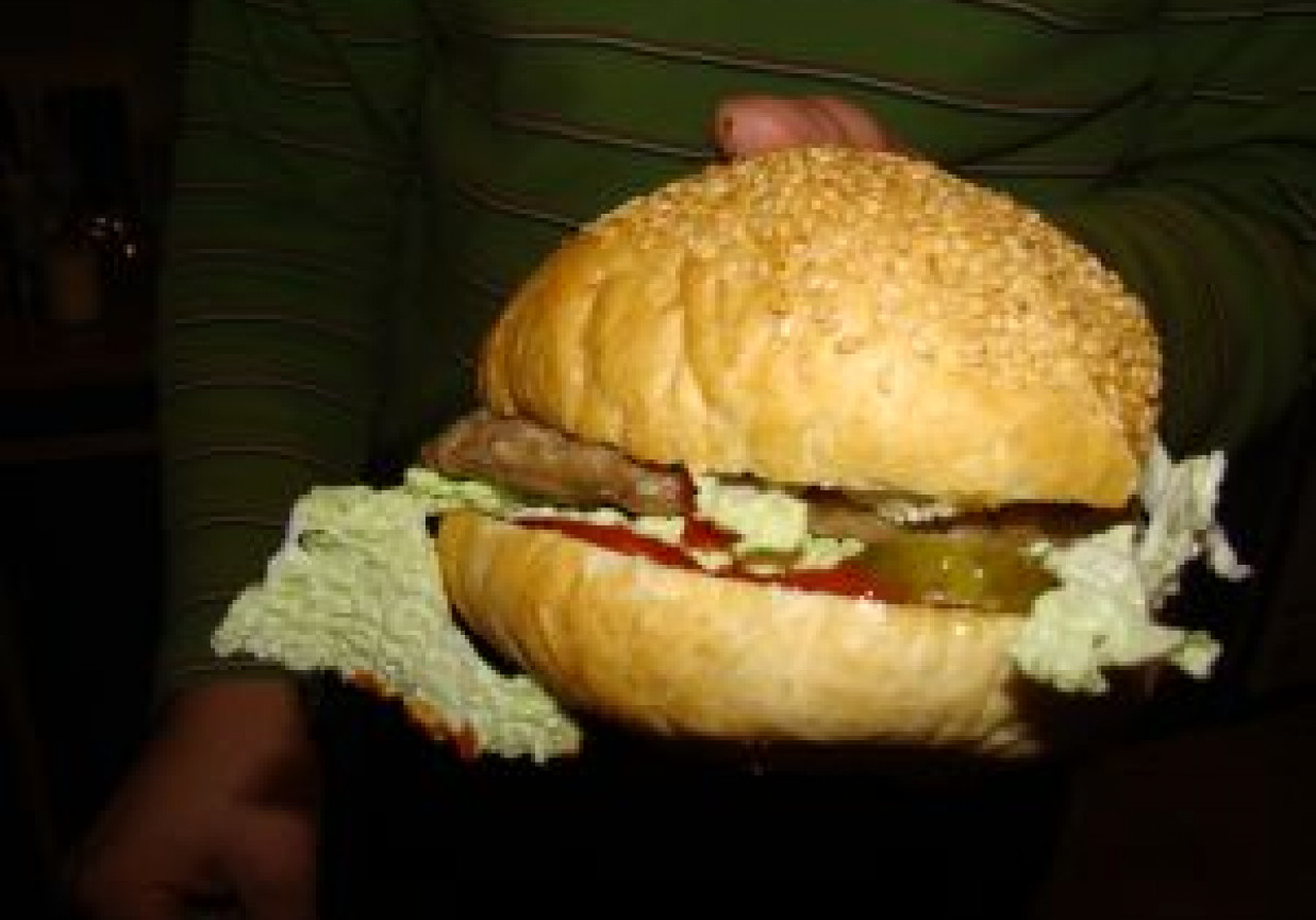 hamburger z grilla foto