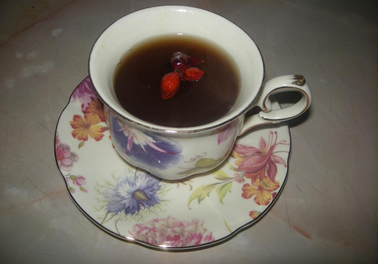 Herbata z dziką różą foto