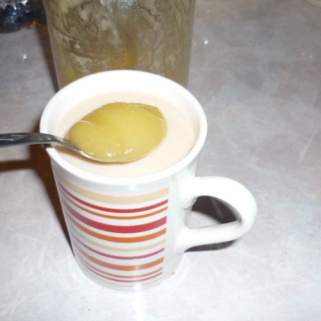 Krok 3 - herbata z mlekiem i miodem foto
