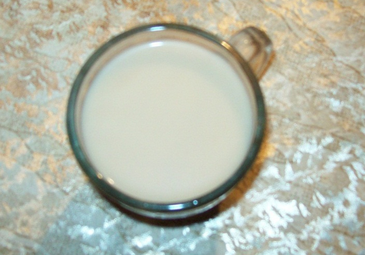 Herbata z mlekiem foto