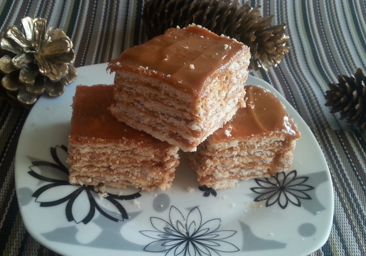 Herbatnikowa krówka-ciasto bez pieczenia foto