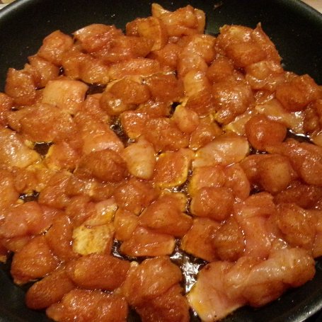 Krok 3 - Hiszpańska paella z kurczakiem i krewetkami foto