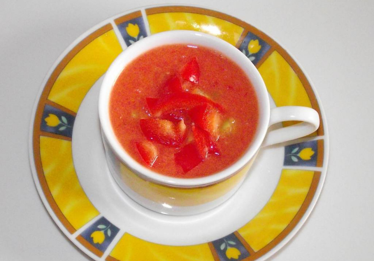 Hiszpański chłodnik pomidorowy  foto