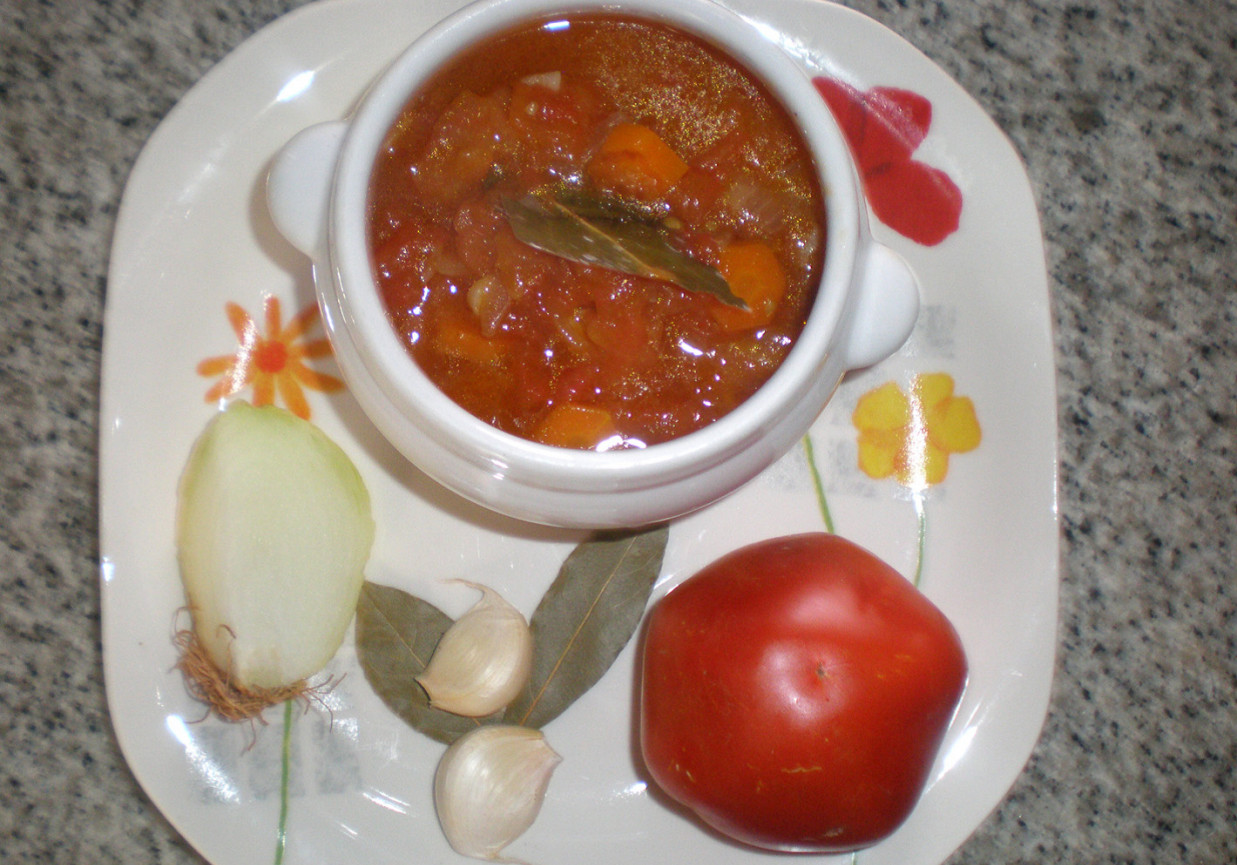 Hiszpański sos pomidorowy foto