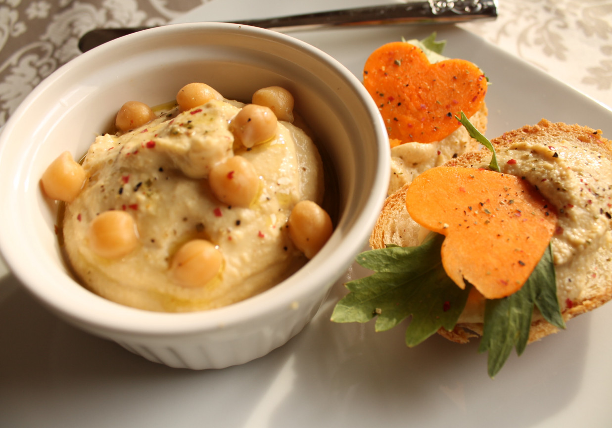 Hummus - pasta z cieciorki foto