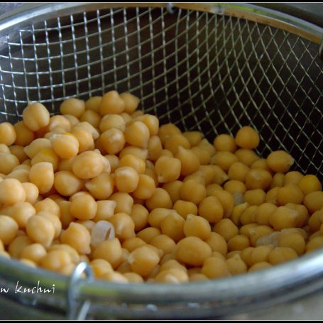 Krok 1 - Hummus - tradycyjna pasta arabska foto