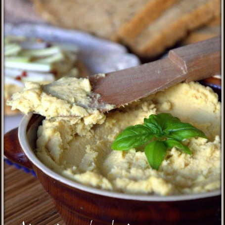 Krok 3 - Hummus - tradycyjna pasta arabska foto