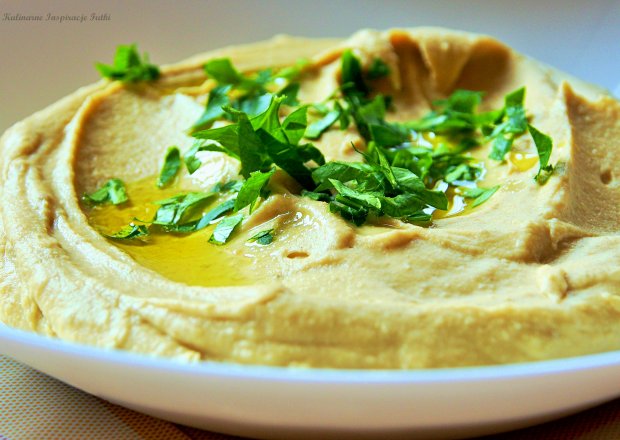 Fotografia przedstawiająca Hummus tradycyjny