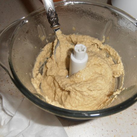 Krok 3 - Hummus z czosnkiem foto