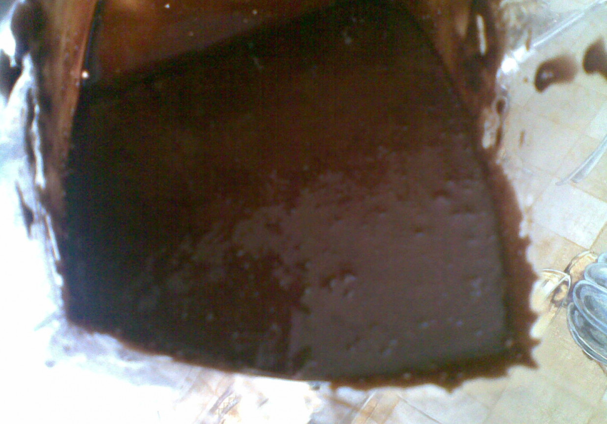 idealna polewa czekoladowa do ciasta lub ciastek foto