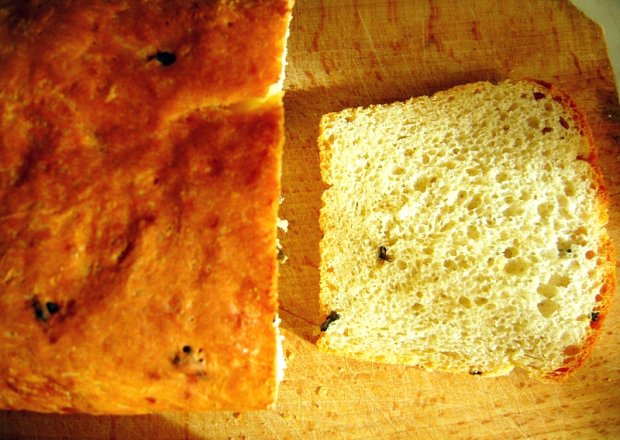 Fotografia przedstawiająca Idealny chleb pszenny na drożdżach