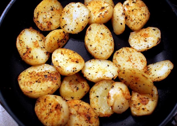 Fotografia przedstawiająca Imbirowe ziemniaki