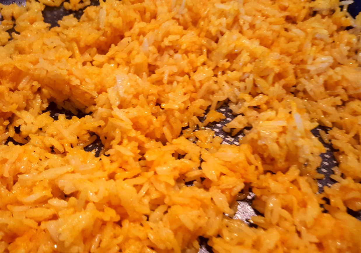 Indyjski ryż basmati o posmaku mango foto