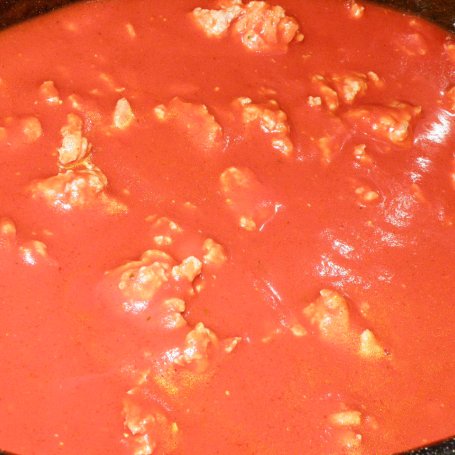 Krok 3 - Indyk mielony w sosie pomidorowym z kalafiorem foto
