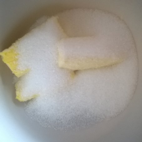 Krok 1 - Jabłecznik - częściowo ucierany foto
