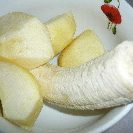 Krok 1 - jabłkowo- bananowy deser foto