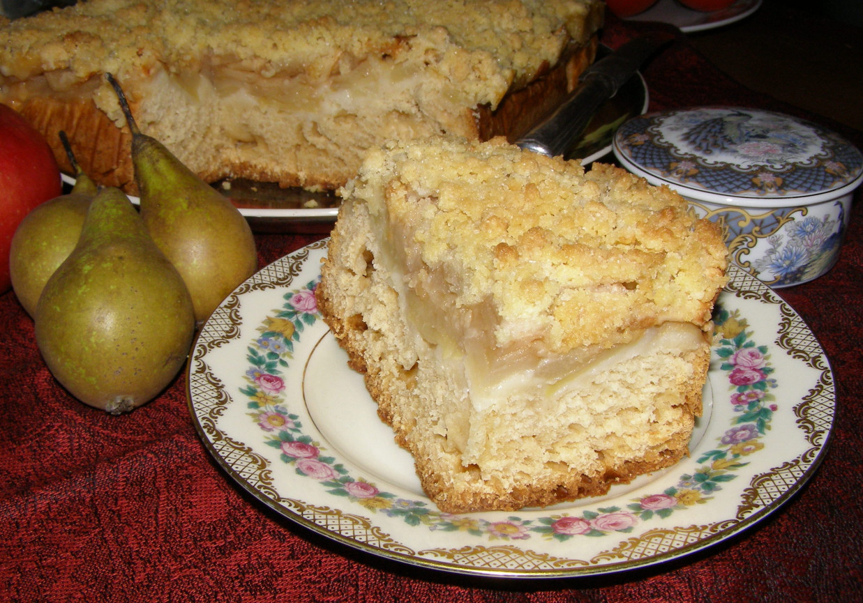jabłkowo-gruszkowe drożdżowe ciasto na suchych drożdżach... foto