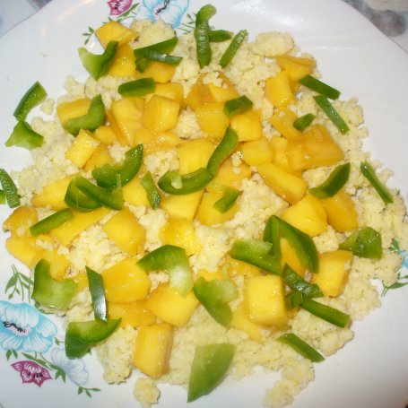 Krok 4 - Jaglana kasza z mango i bazylią  foto