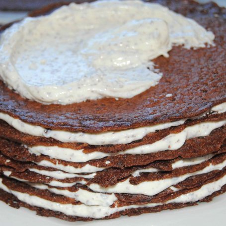 Krok 5 - Jaglano- czekoladowy tort naleśnikowy foto