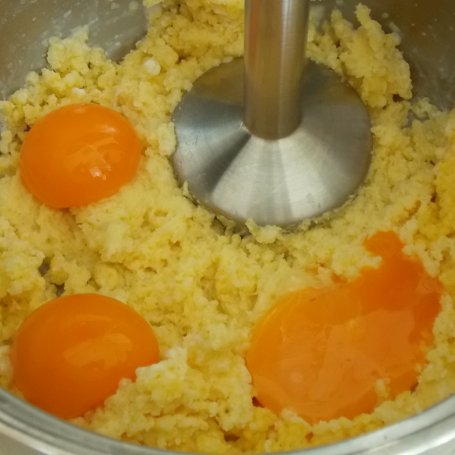 Krok 3 - Jaglany sernik z daktylami foto