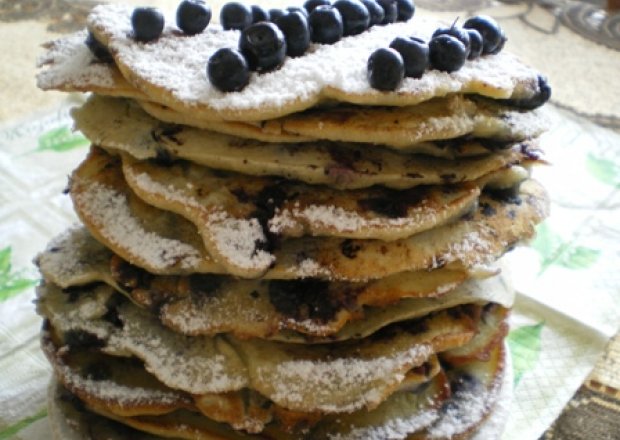 Fotografia przedstawiająca Jagodowe Pancakes
