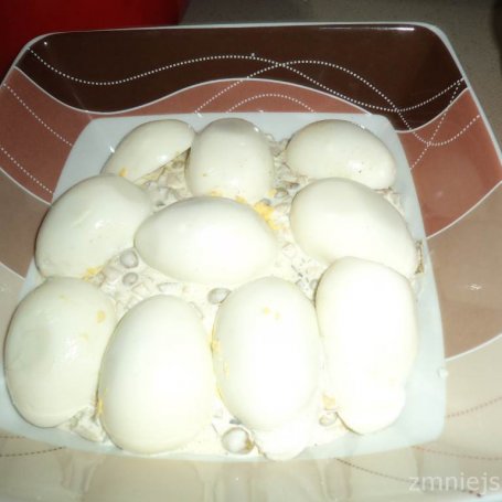 Krok 4 - Jaja w sosie majonezowo- jogurtowym foto