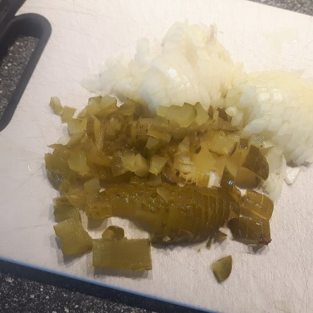 Krok 1 - Jaja w sosie ogórkowo-koperkowym foto