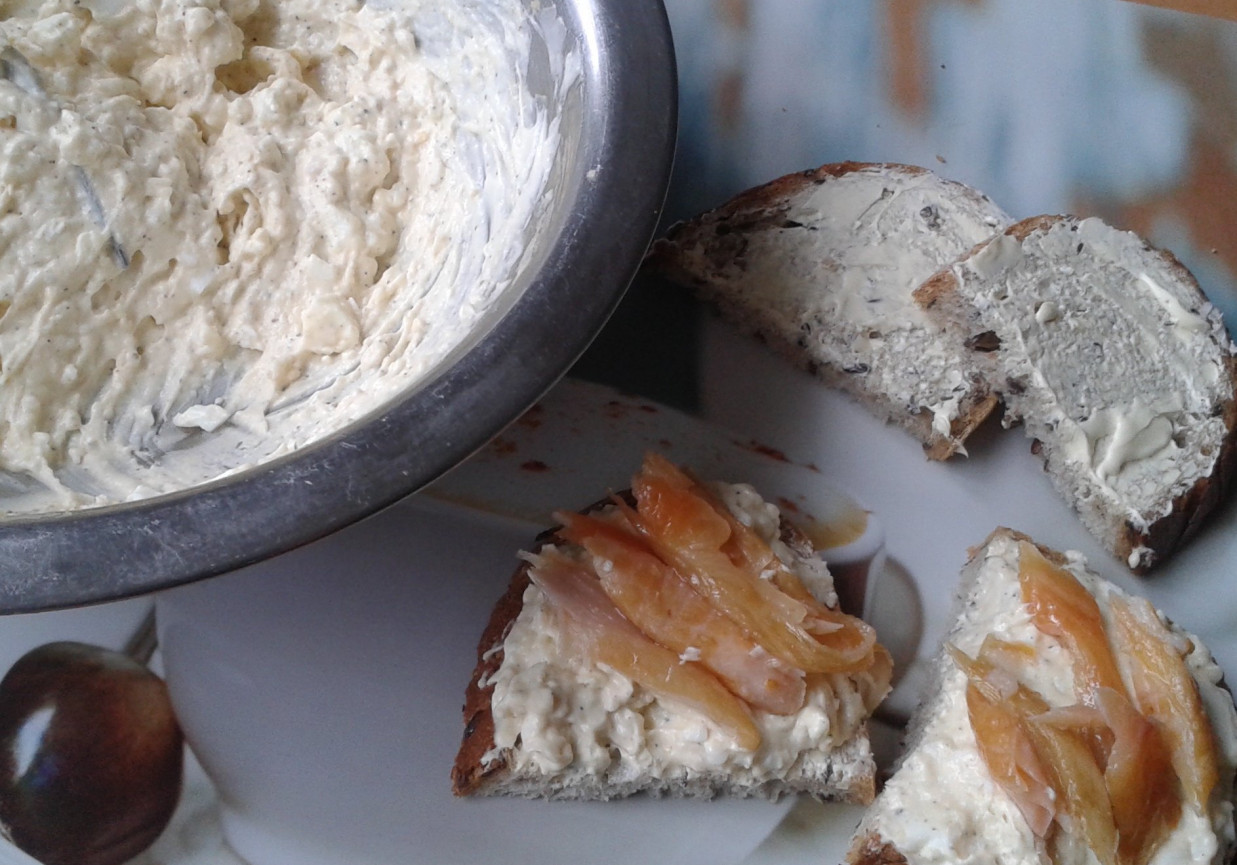 Jajeczna pasta do chleba DoradcaSmaku.pl