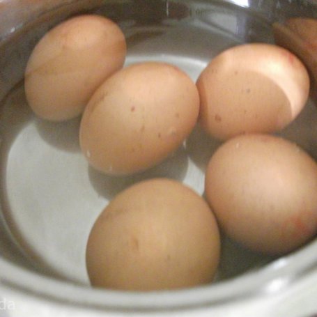 Krok 1 - Jajeczna pasta śniadaniowa  foto