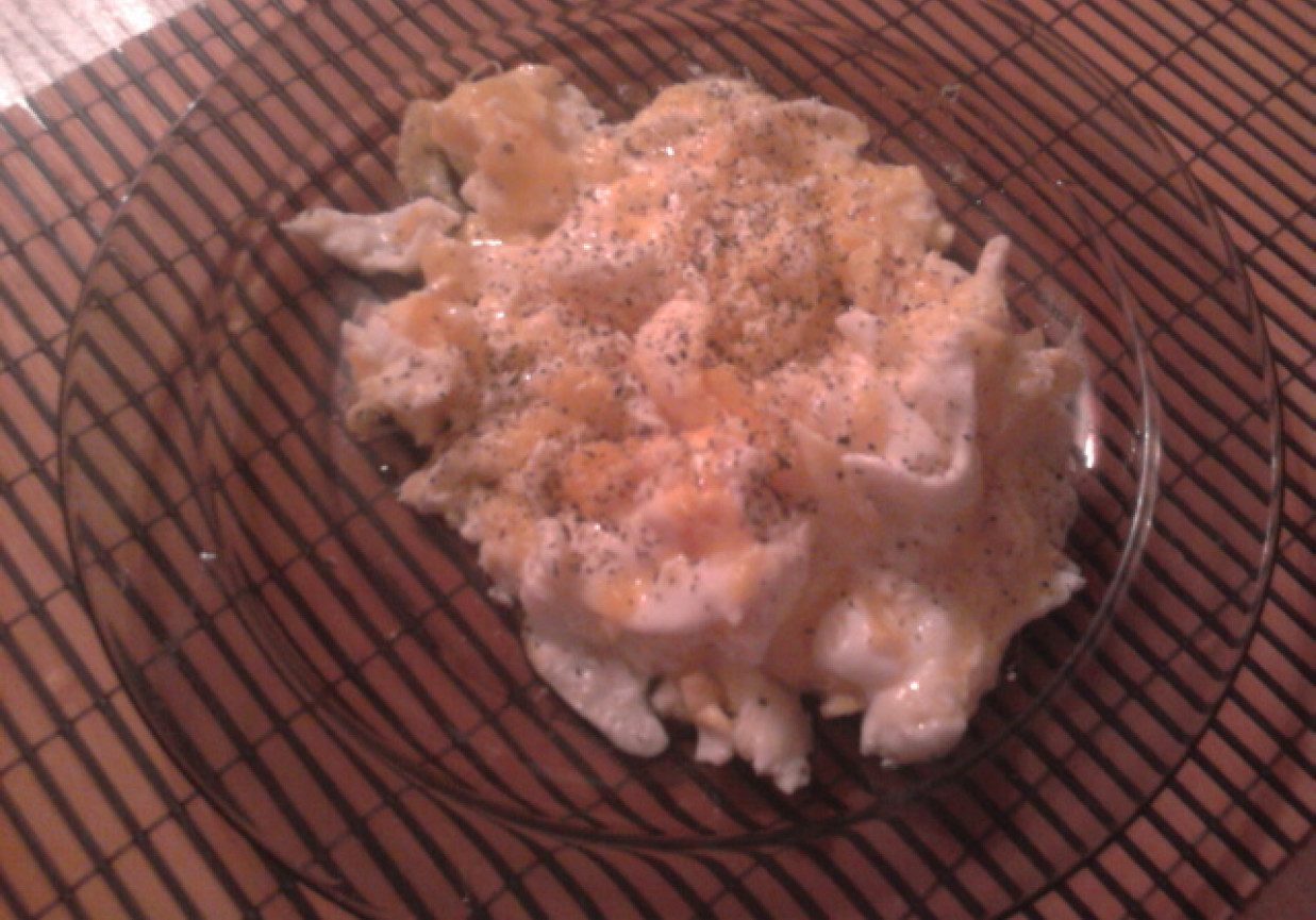 jajecznca z ziołami foto