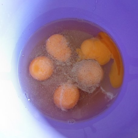 Krok 1 - Jajeczne babeczki sniadaniowe foto