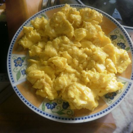 Krok 5 - Jajecznica na mleku foto