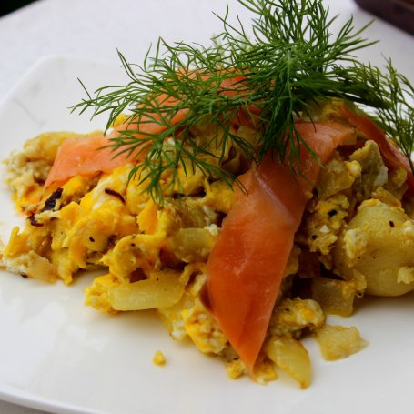 Krok 8 - Jajecznica po skandynawsku foto