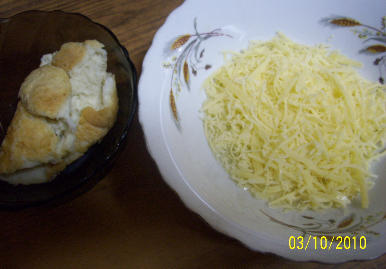 Jajecznica z serem żółtym foto