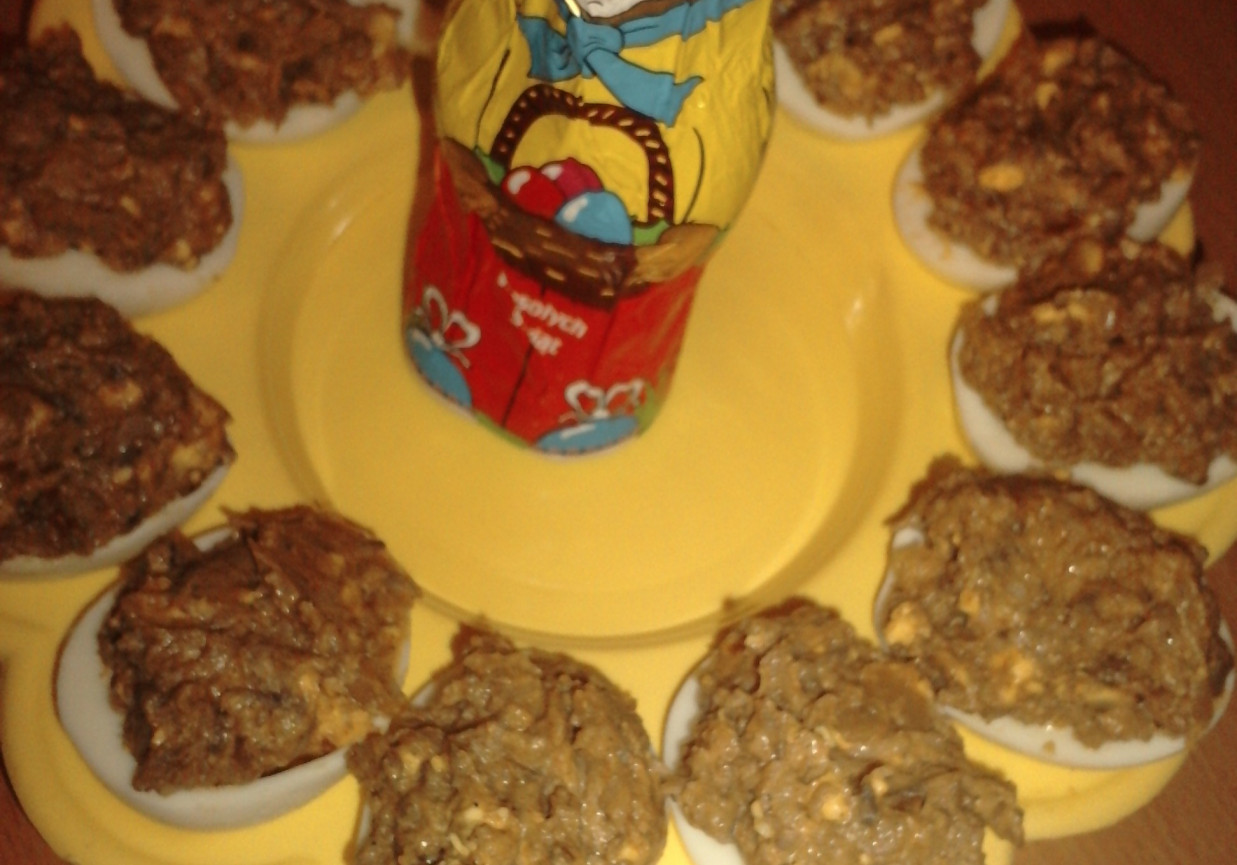 Jajka faszerowane z pieczarkami foto