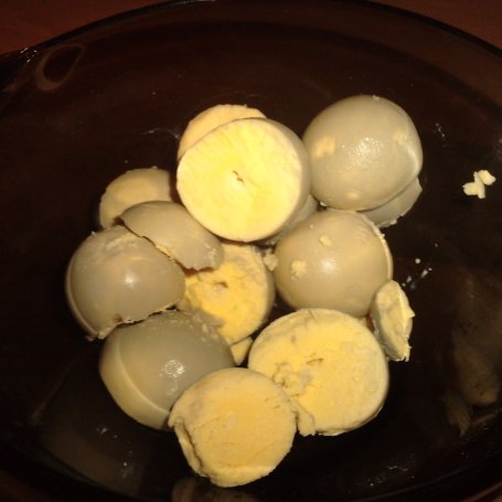 Krok 4 - Jajka faszerowane z pieczarkami foto