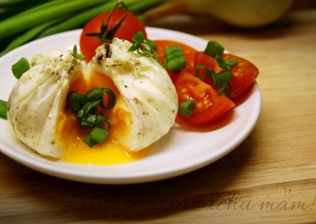Fotografia przedstawiająca Jajka gotowane w folii