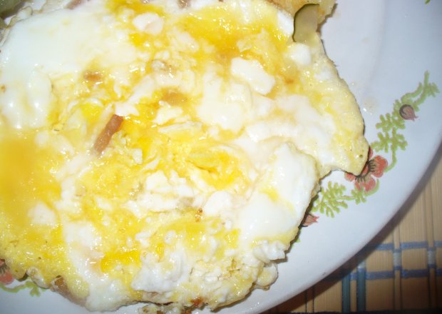 Fotografia przedstawiająca Jajka sadzone do obiadu