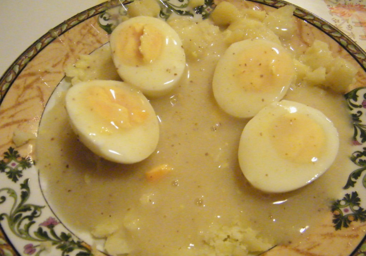 jajka w sosie musztardowym foto