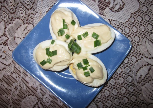 Fotografia przedstawiająca jajka z majonezem