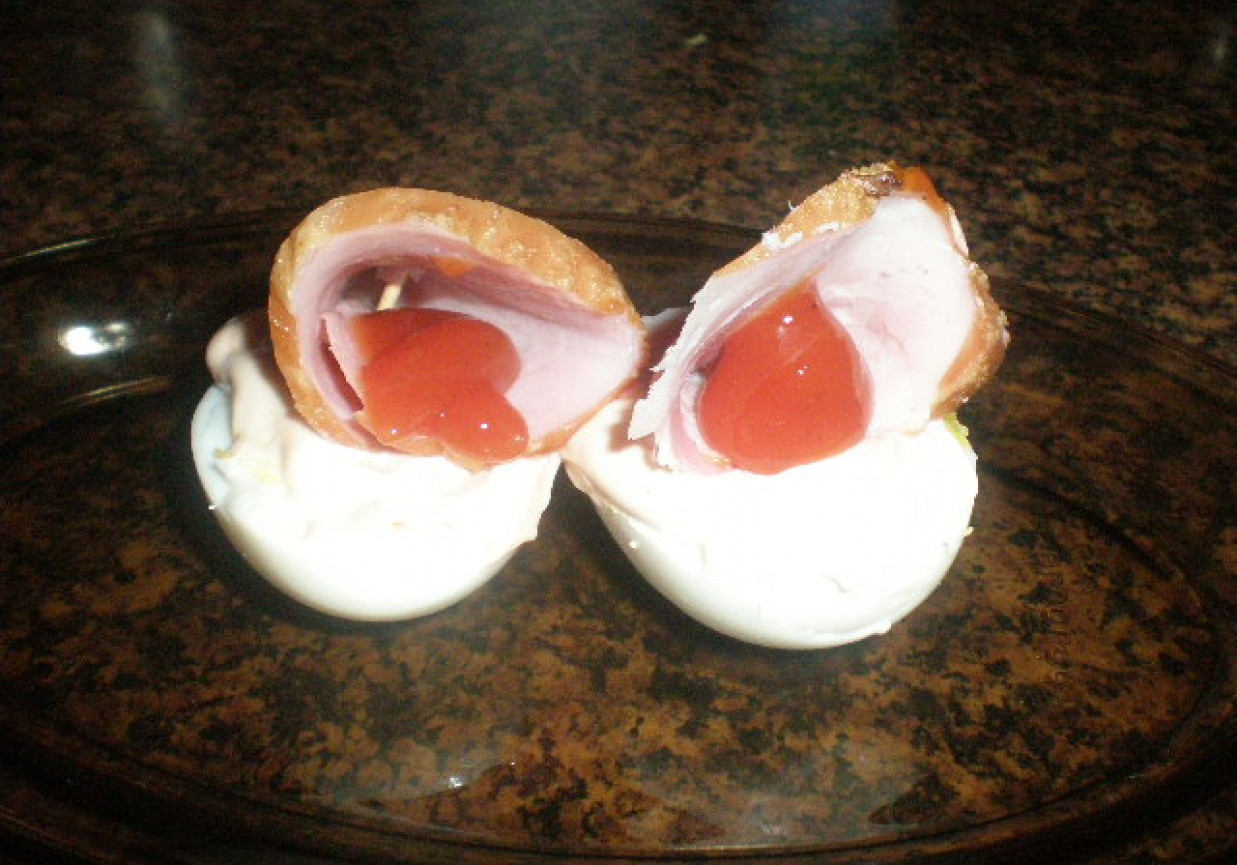 Jajka z szynką foto