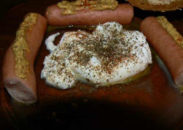 Fotografia przedstawiająca Jajko gotowane bez skorupki