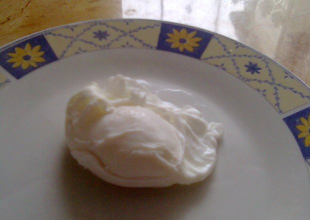 Fotografia przedstawiająca jajko poche