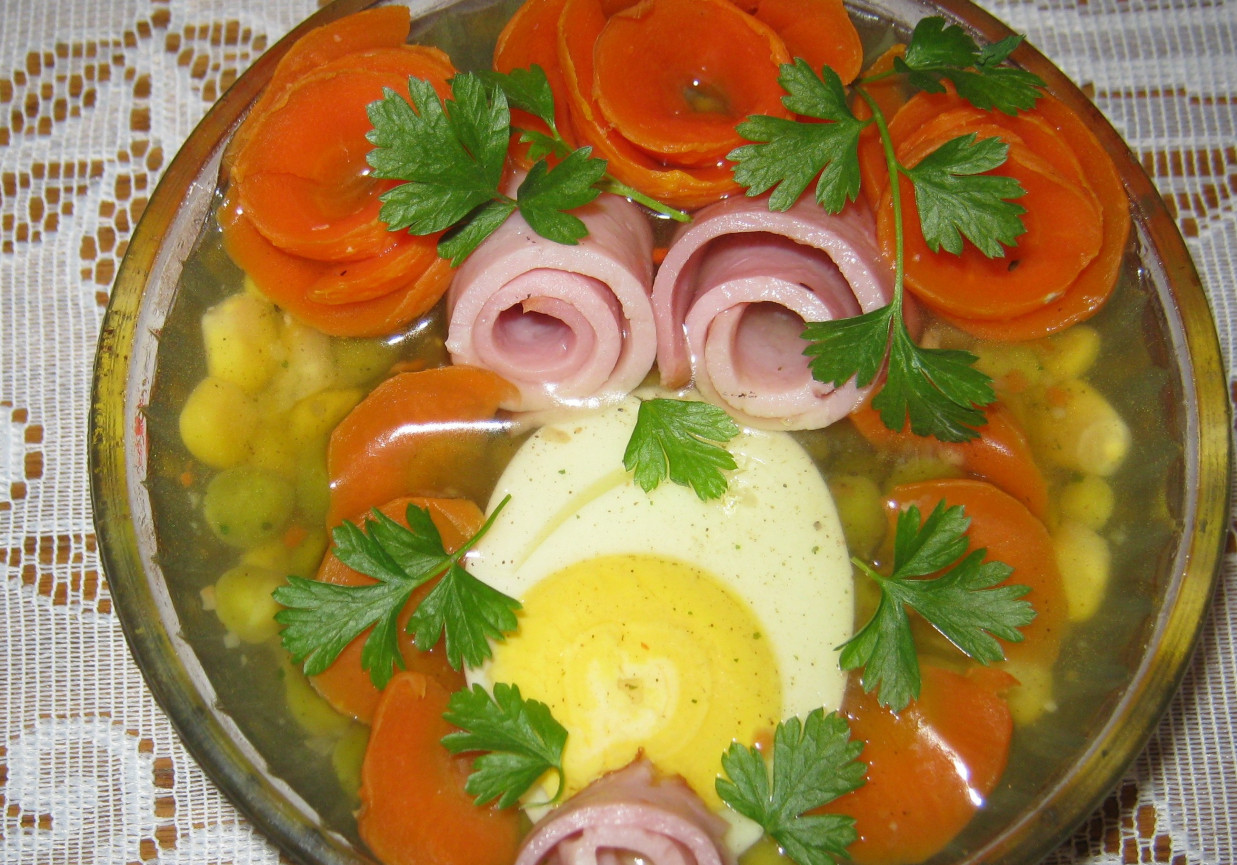 Jajko z warzywami w galarecie foto